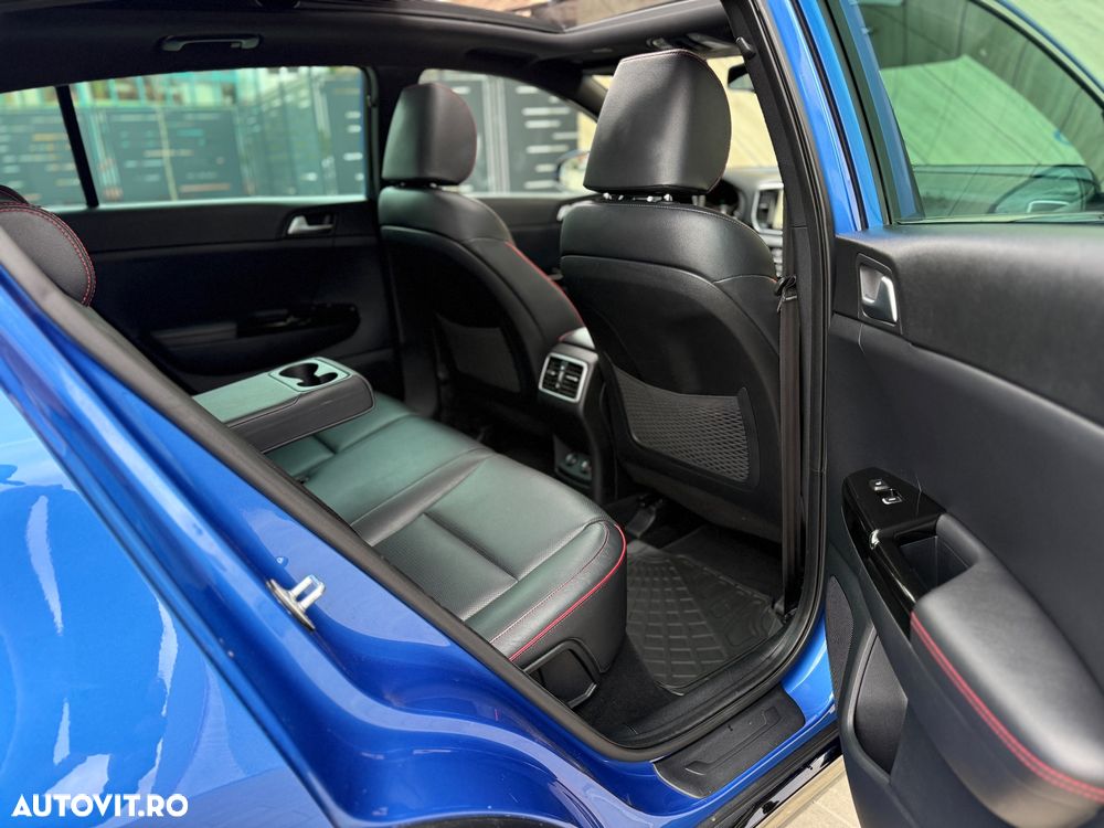 Kia Sportage 1.6 CRDI AWD Eco-Dynamics+ (48V M-H) DCT GT LINE - 21