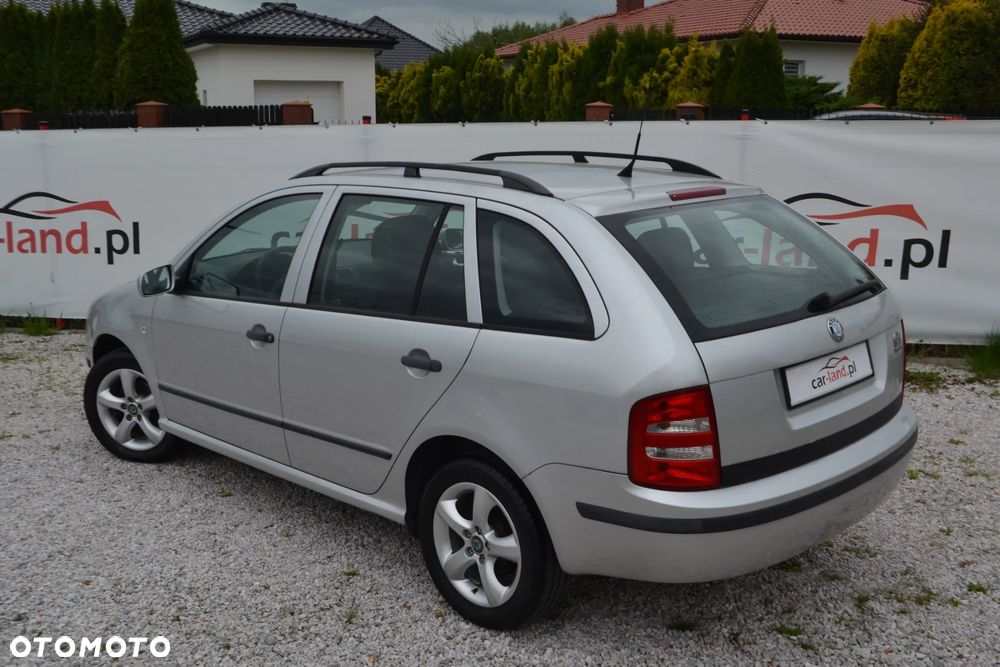 Skoda Fabia 1.4 16V Classic + - 8