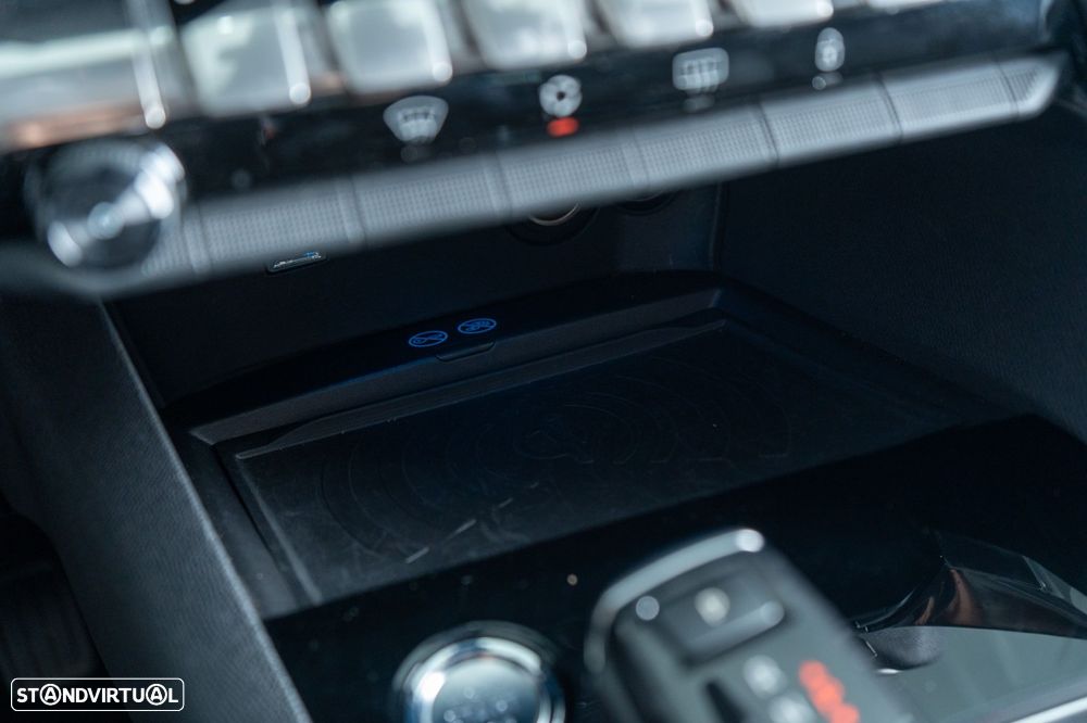 Peugeot 3008 1.2 PureTech Allure Pack EAT8 - 15