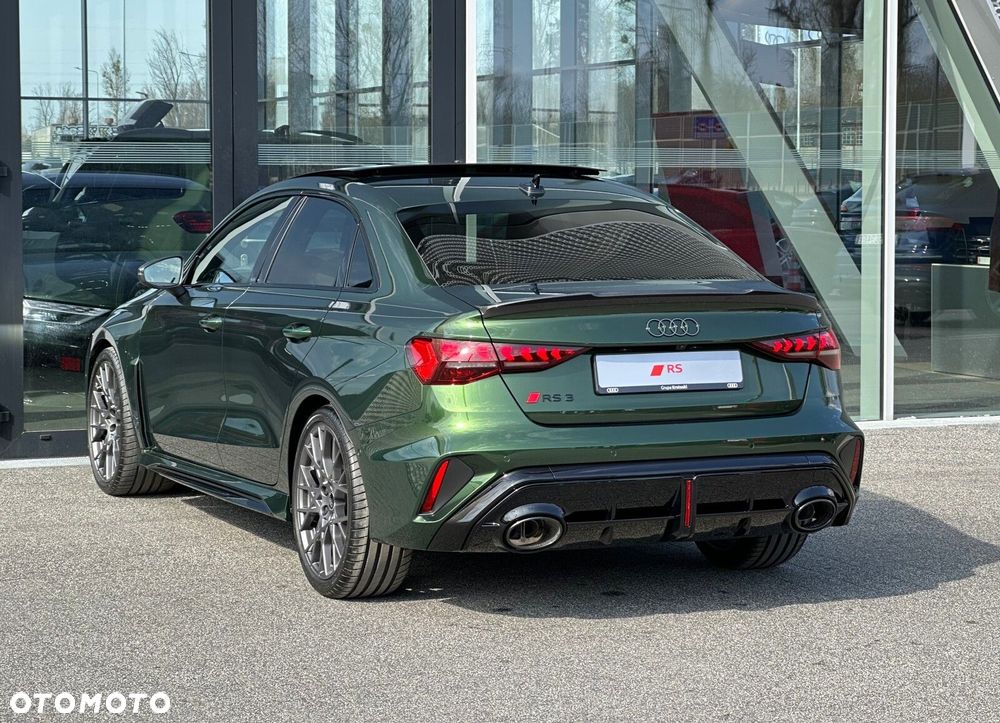 Audi RS3 Limousine - 9