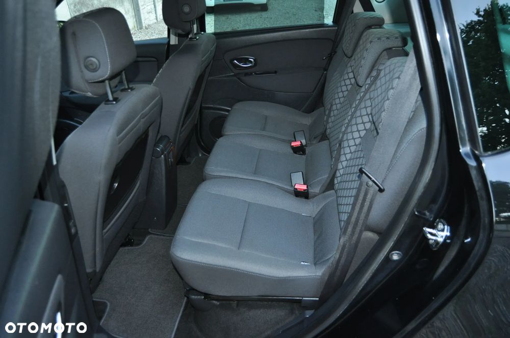 Renault Scenic 1.6 16V 110 Dynamique - 8