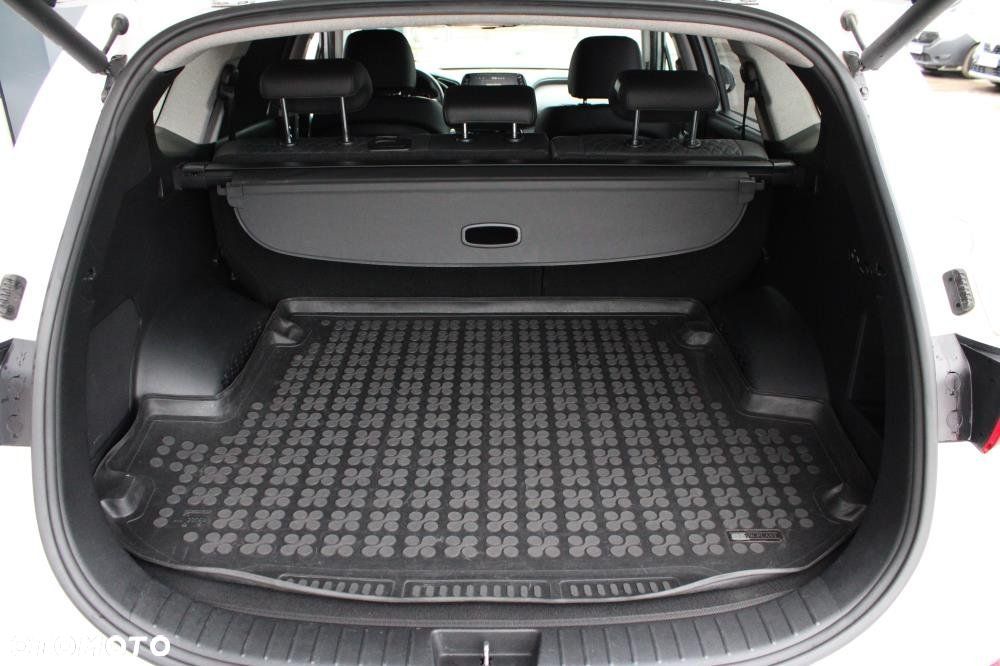Hyundai Santa Fe - 40