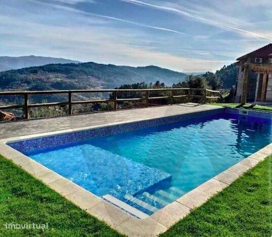 Moradia T3 com jardim e piscina para permuta - Grande imagem: 3/13