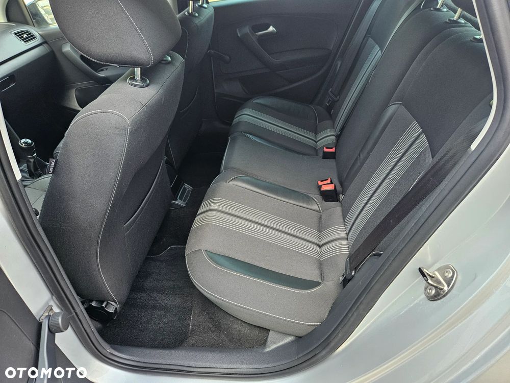 Volkswagen Polo 1.2 TSI Highline - 13