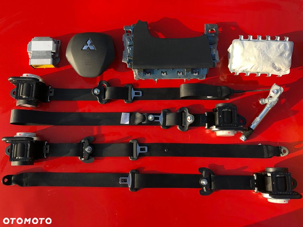 MITSUBISHI ASX SPACE STAR OUTLANDER III 3 ECLIPSE CROSS L200 USA KANADA  AIRBAG PODUSZKA POWIETRZNA KIEROWCY    ORYGINAŁ    okazja WARTO Raz2 - 7