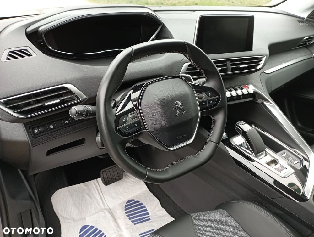 Peugeot 3008 - 22