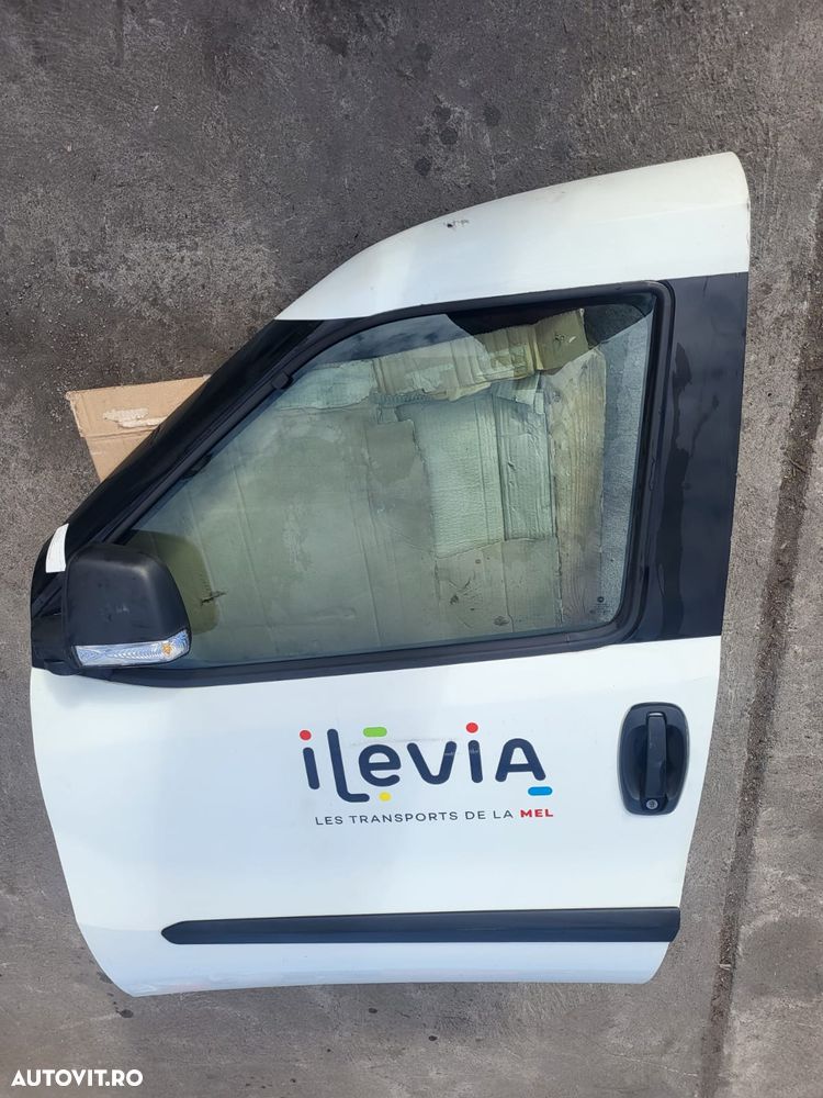 Vindem usa stanga fata  complecta fara oglinda pentru Fiat Doblo 2014 - 5