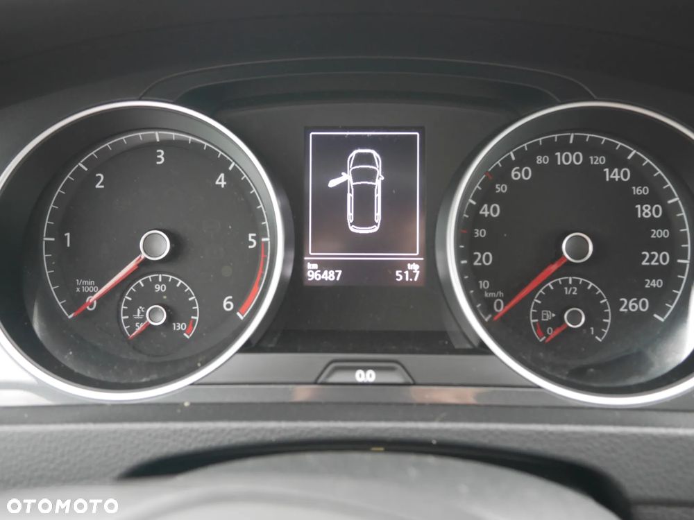 Volkswagen Golf VII 1.6 TDI BMT Comfortline - 17