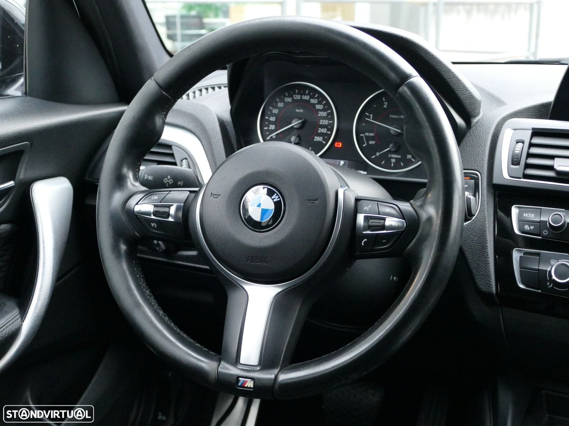 BMW 118 d Pack M Shadow Auto - 24