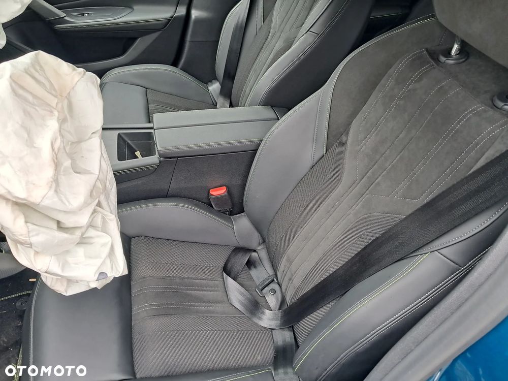 Peugeot 408 1.2 PureTech mHEV GT S&S e-DSC6 - 13