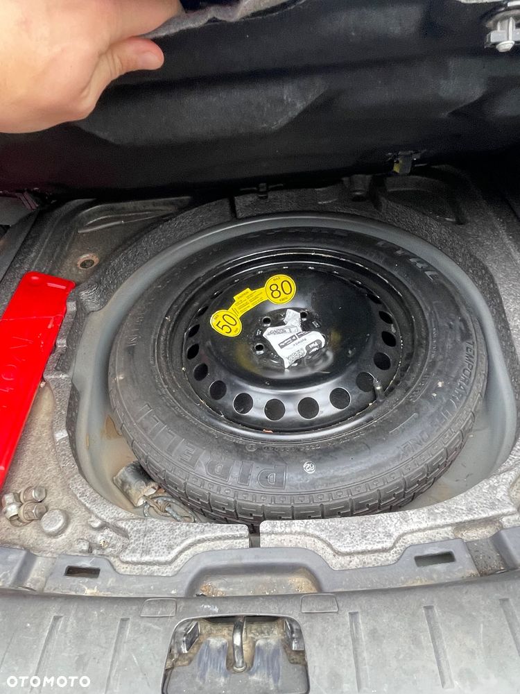 Volvo S40 2.4 - 14