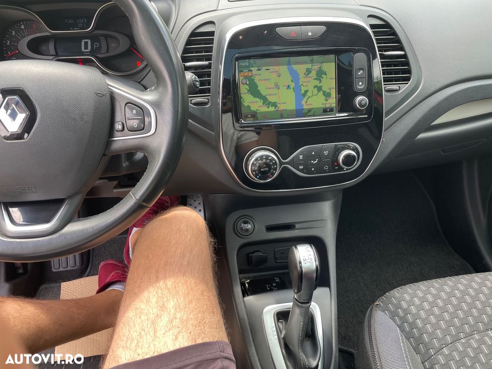 Renault Captur - 28