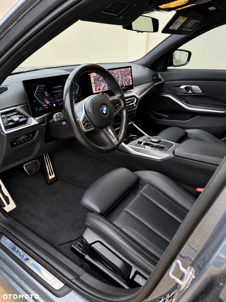 BMW Seria 3 320i - 12