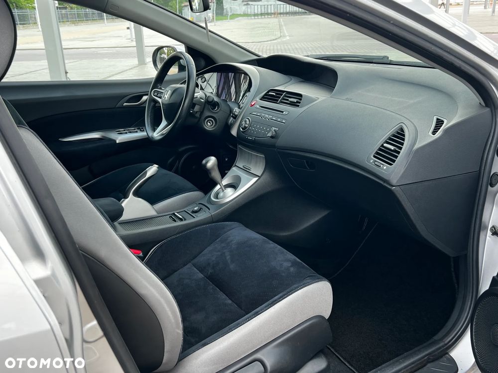 Honda Civic 1.4 Comfort - 12