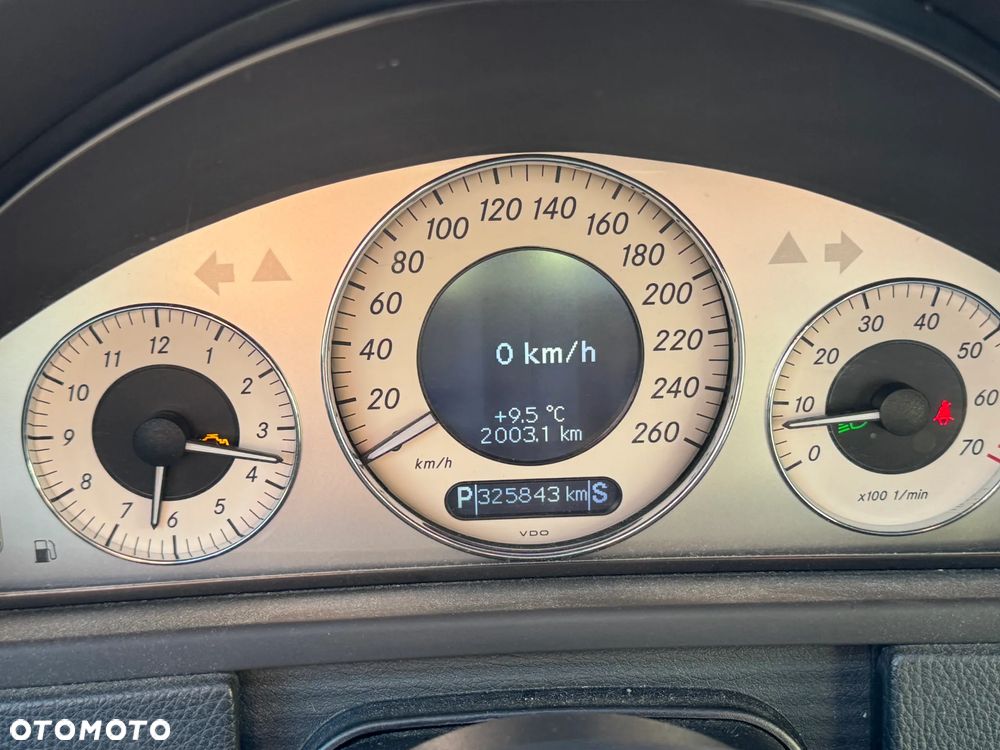 Mercedes-Benz CLK 280 7G-TRONIC Avantgarde - 12