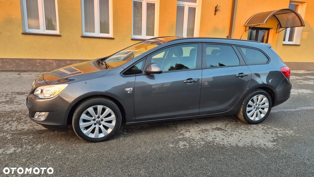 Opel Astra 1.4 Turbo - 2