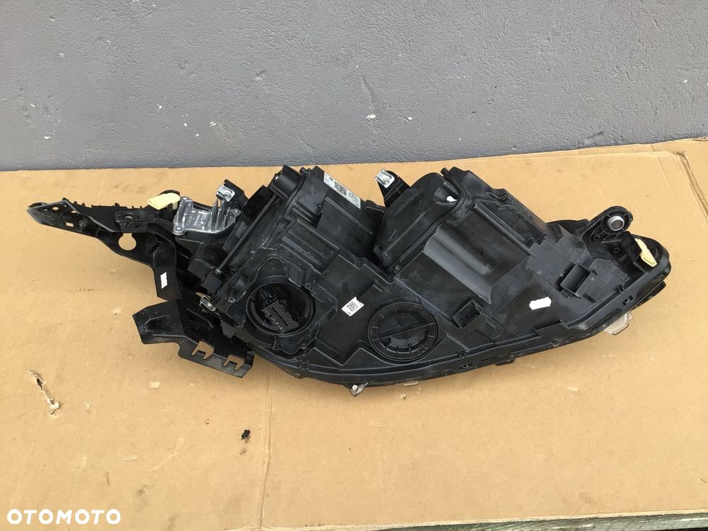 Lampa przednia lewa VW golf Vlll 8 5H1 Full Led - 6