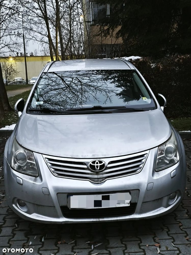 Toyota Avensis 2.0 D-4D 2010 - 1