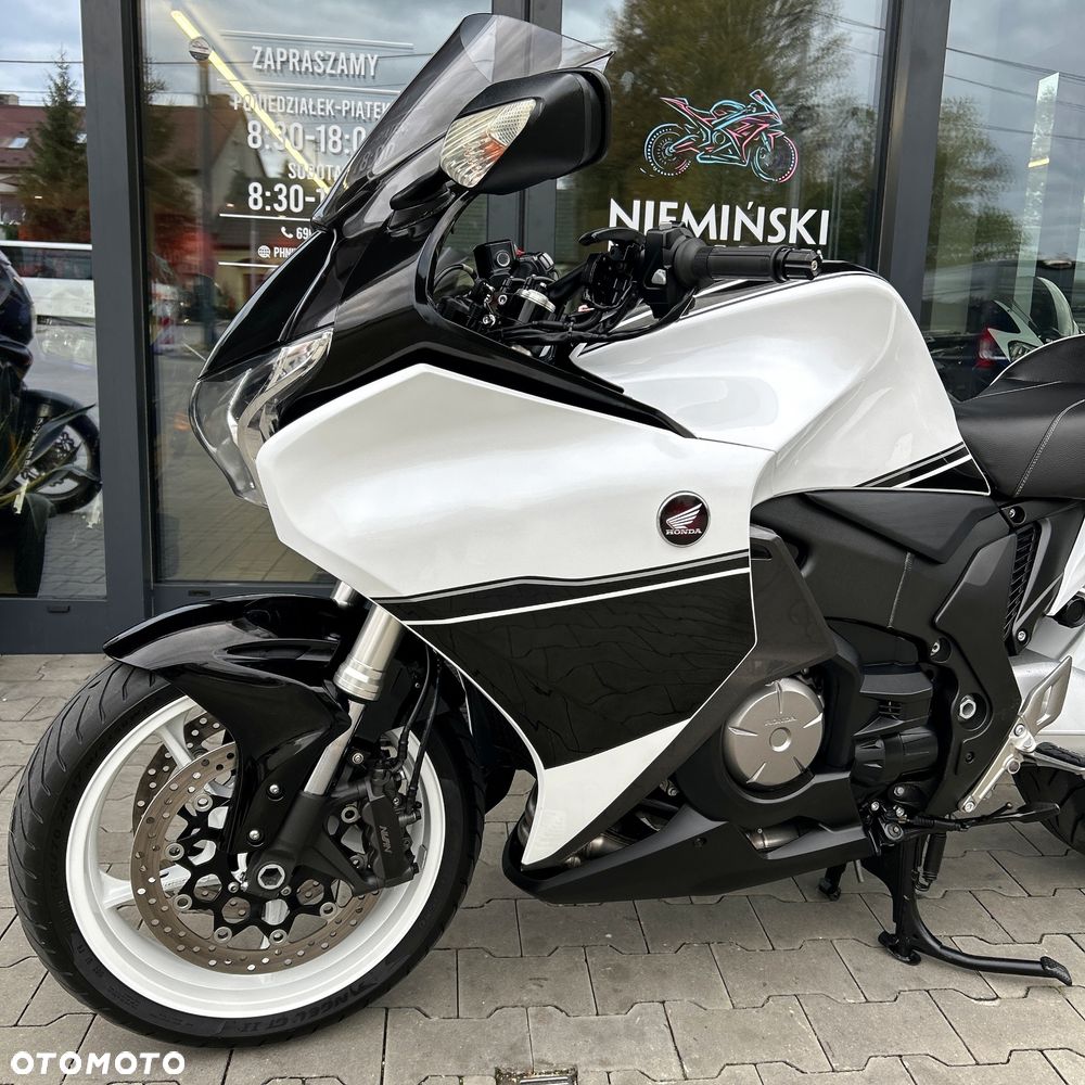 Honda VFR - 31