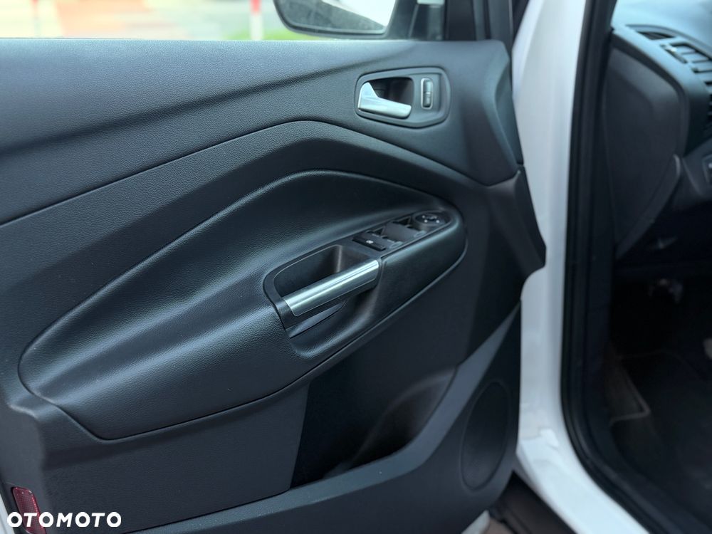 Ford Escape 1.5 EcoBoost AWD SE - 36