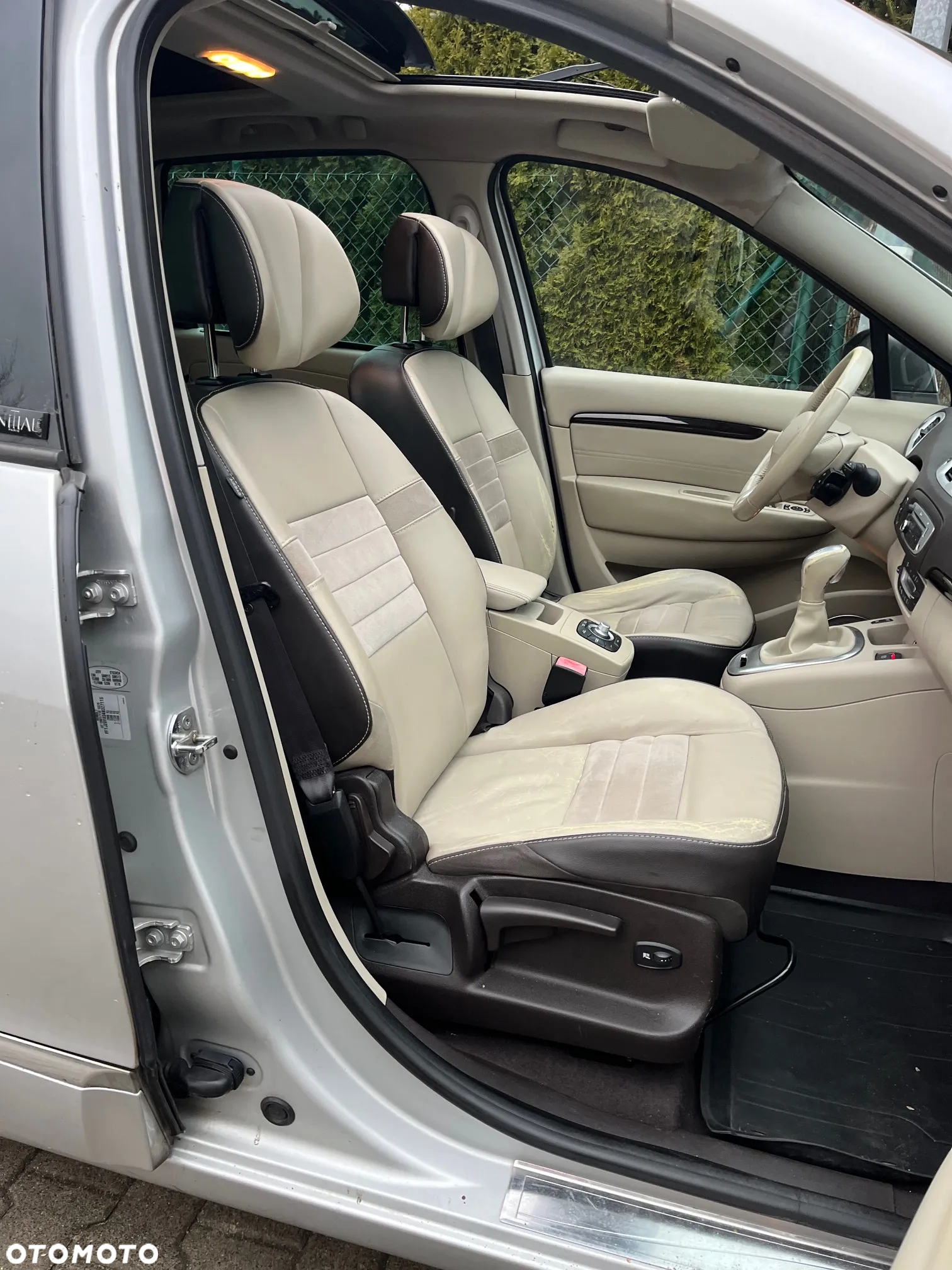 Renault Scenic dCi 150 FAP Luxe - 26