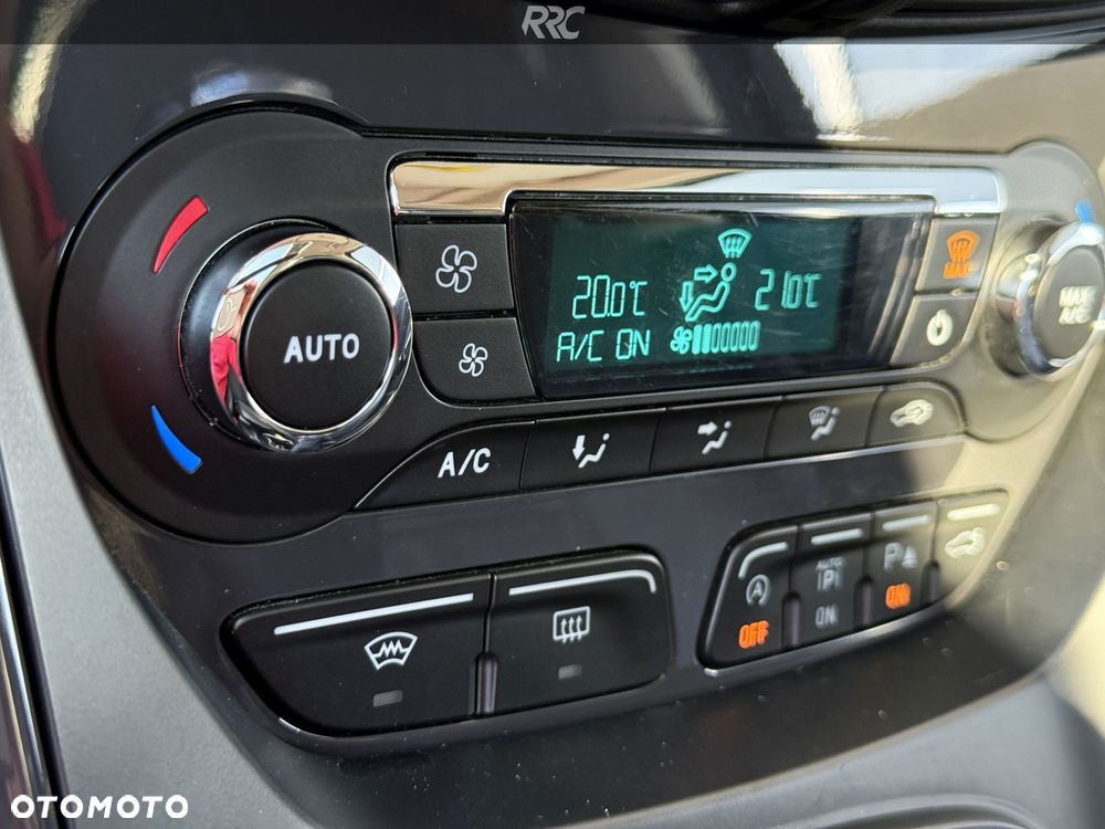 Ford Kuga 2.0 TDCi AWD Titanium - 35