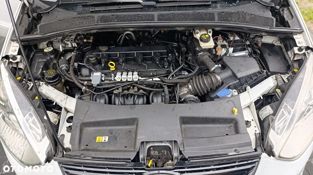 Ford S-Max - 13