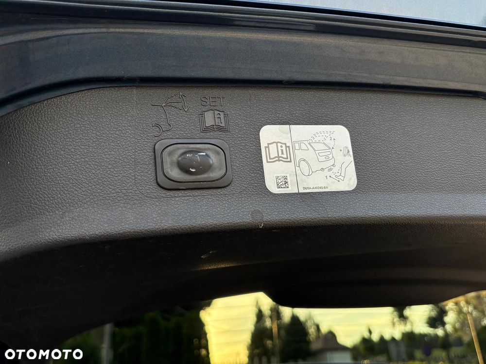 Ford Kuga 2.0 TDCi 4x4 ST-Line - 19