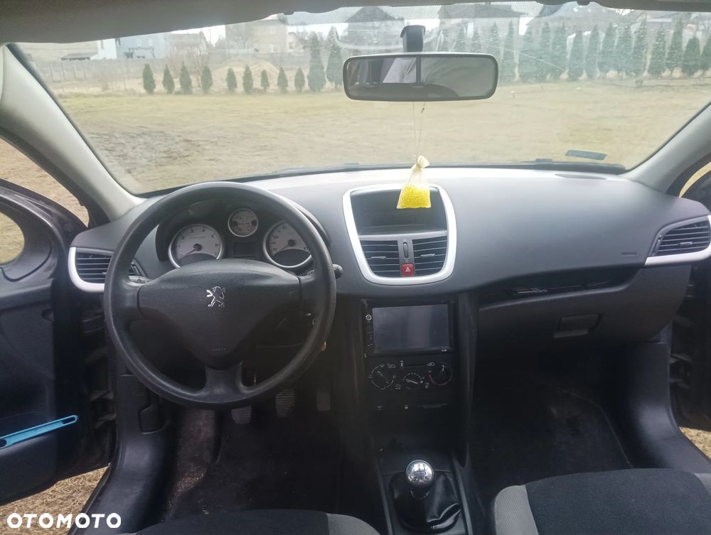 Peugeot 207 1.4 16V Sporty - 2