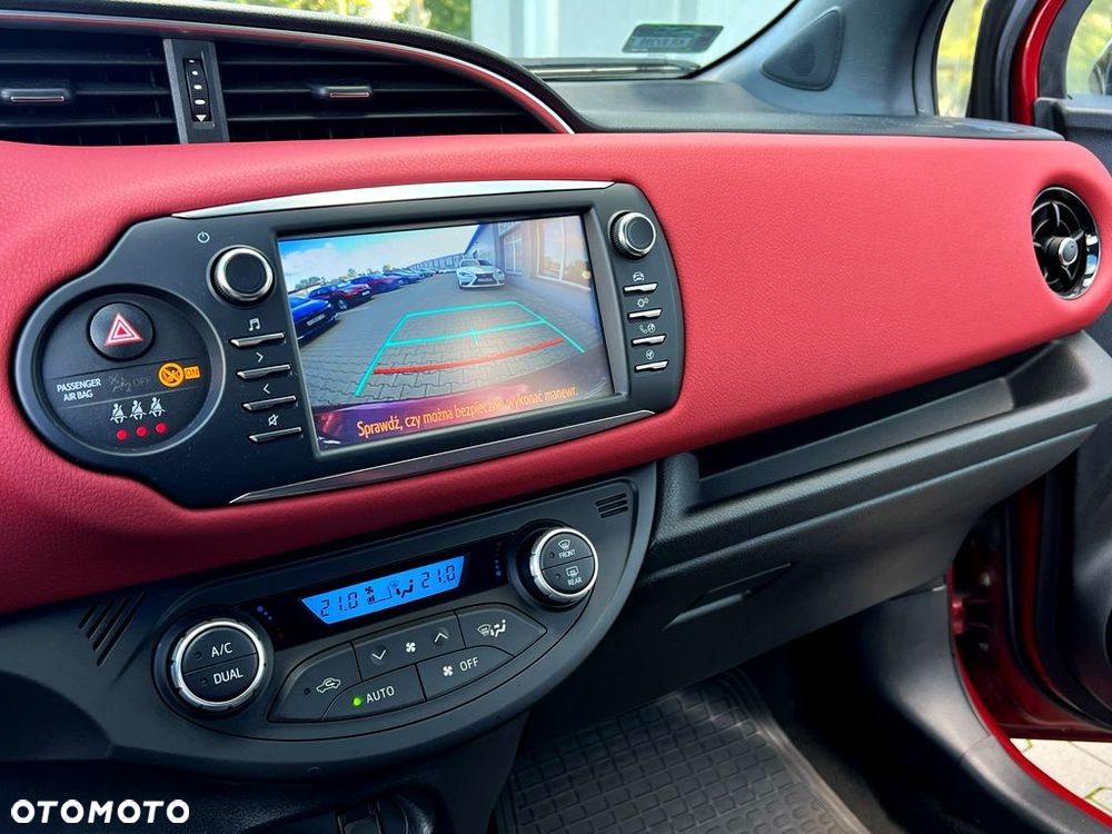 Toyota Yaris 1.5 Selection - 12