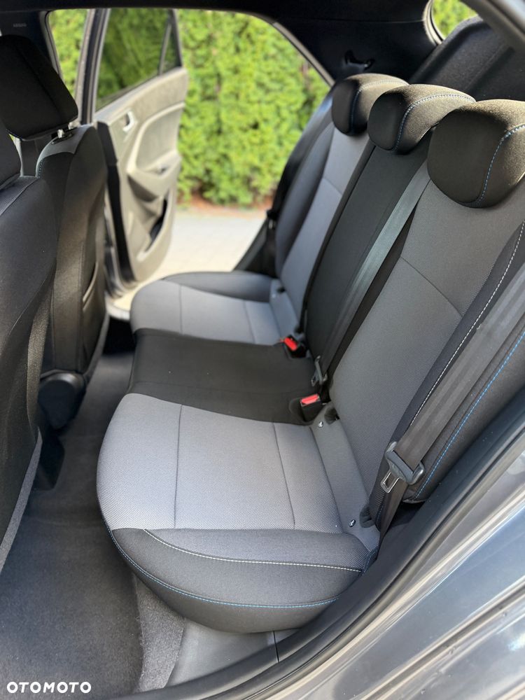 Hyundai i20 blue 1.2 Advantage - 9