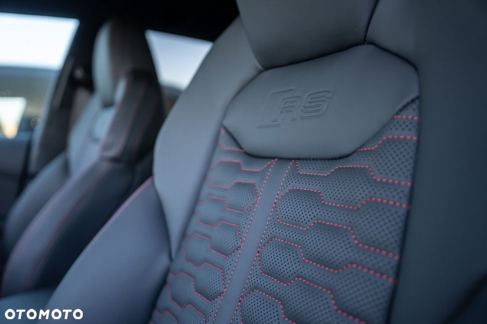 Audi RS Q8 - 11