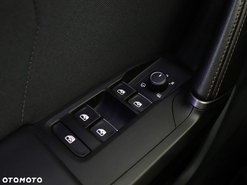 Cupra Formentor 1.4 e-Hybrid DSG - 38