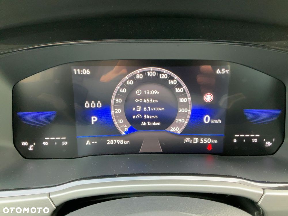 Volkswagen Touran 2023 photo 5