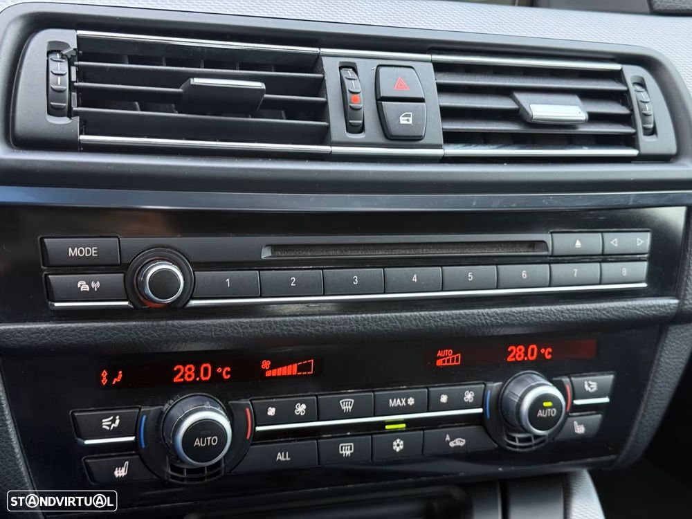 BMW 535 i Pack M - 12