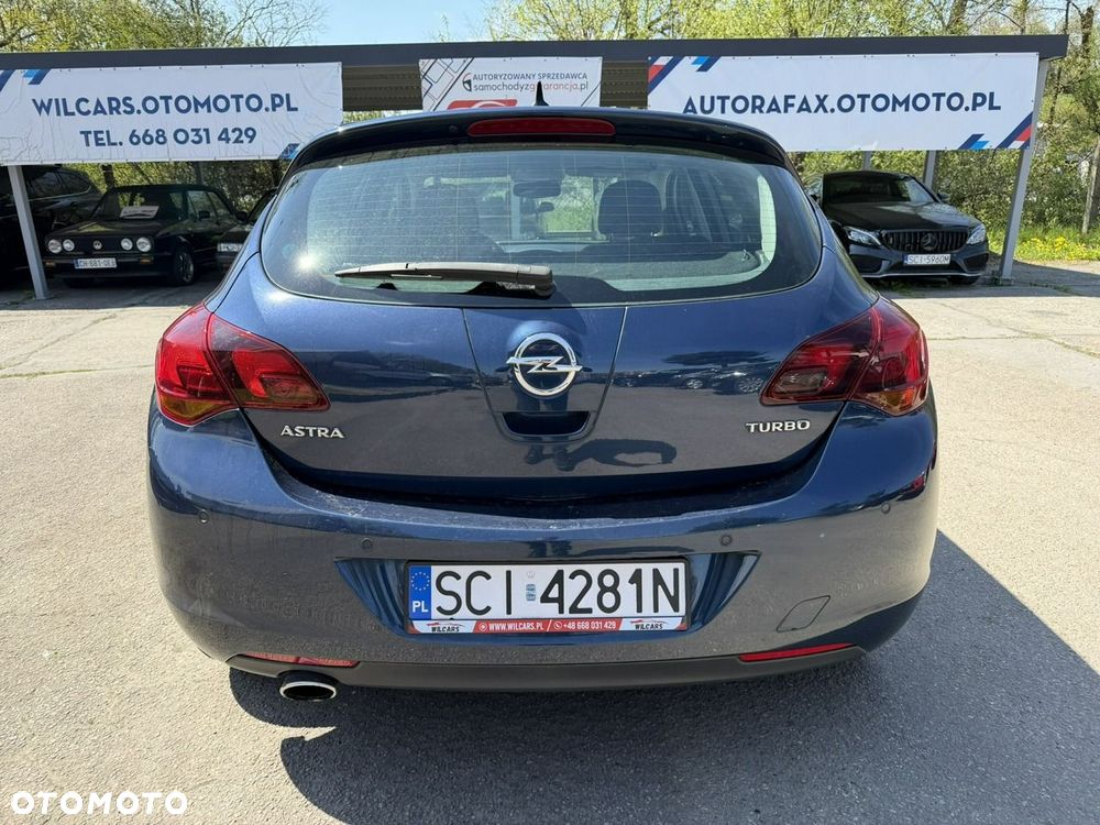 Opel Astra 1.4 Turbo Innovation - 11