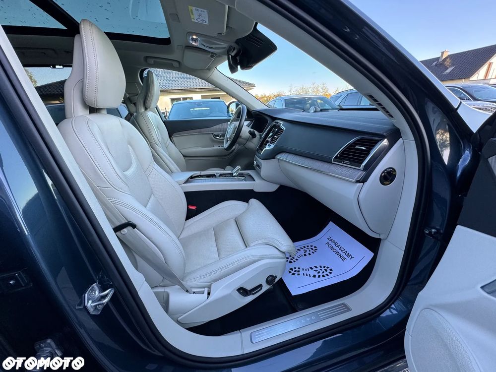 Volvo XC 90 B5 D AWD Geartronic Inscription - 35