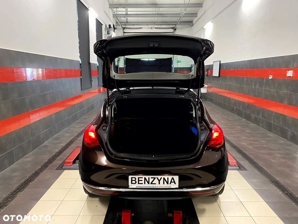 Opel Astra 1.4 ecoFLEX Cosmo - 12
