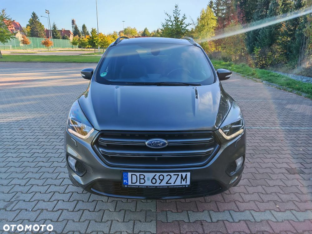 Ford Kuga 1.5 EcoBoost 2x4 ST-Line - 3