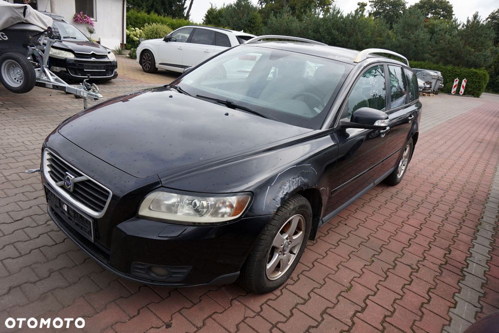 VOLVO V50 LIFT KOMBI 2007 452-46 1.6 D D4164T 109KM MTX75 CZARNY na części - 1