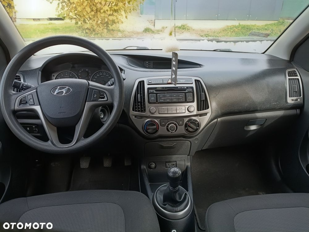 Hyundai i20 - 9