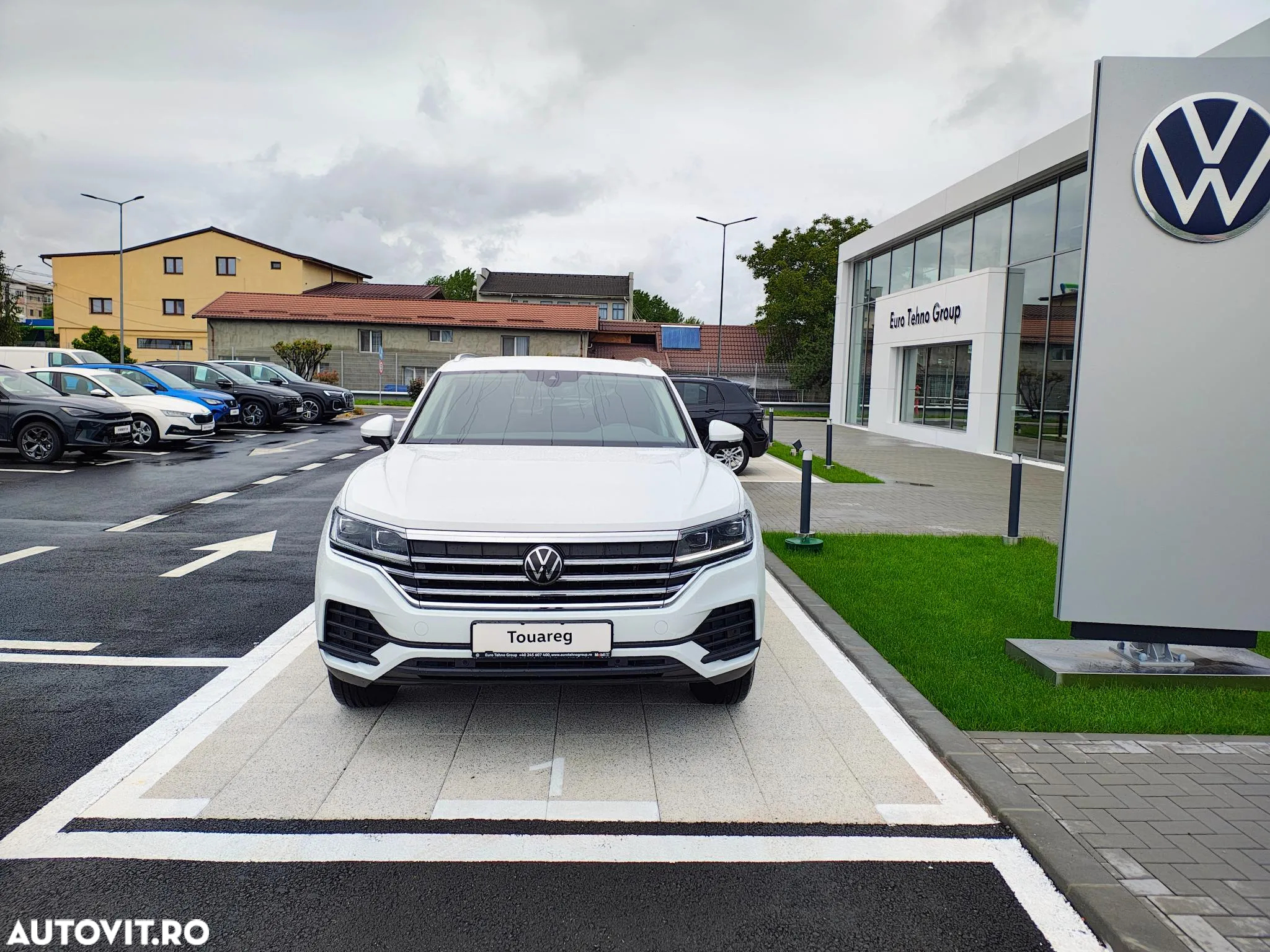 Volkswagen Touareg 3.0 V6 TDI 4Motion DPF Automatik - 2