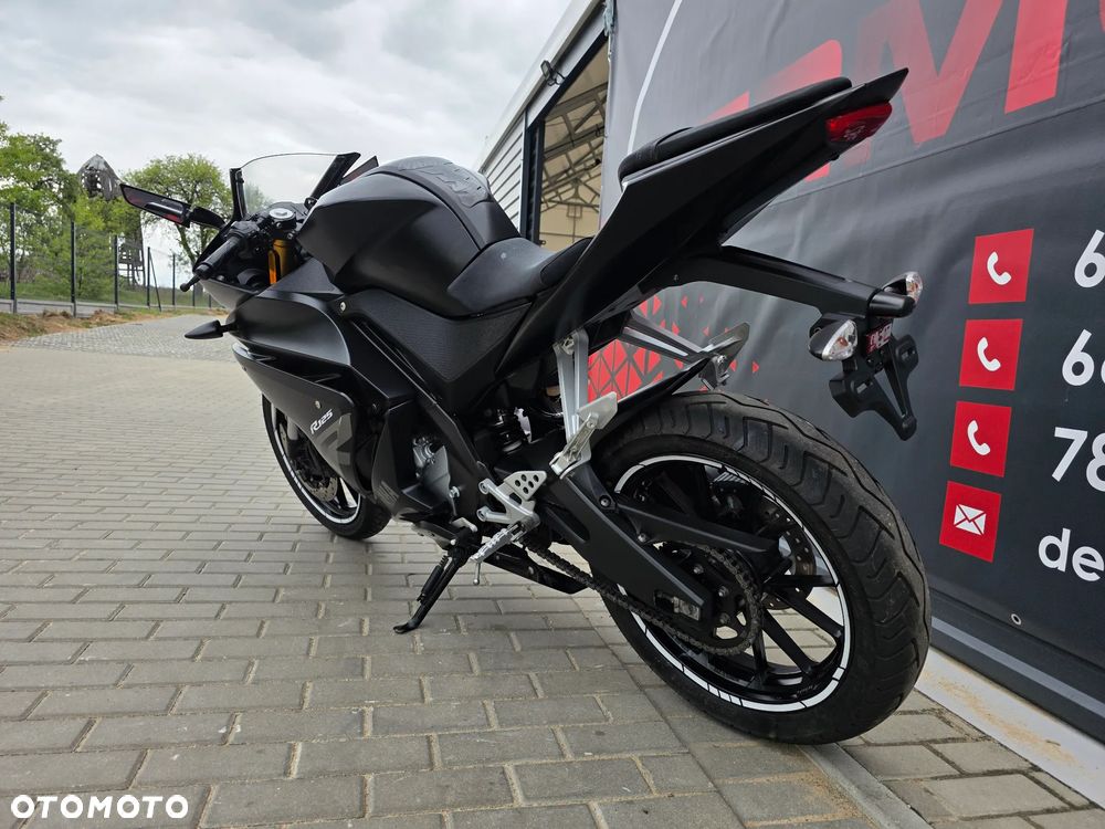 Yamaha YZF - 7