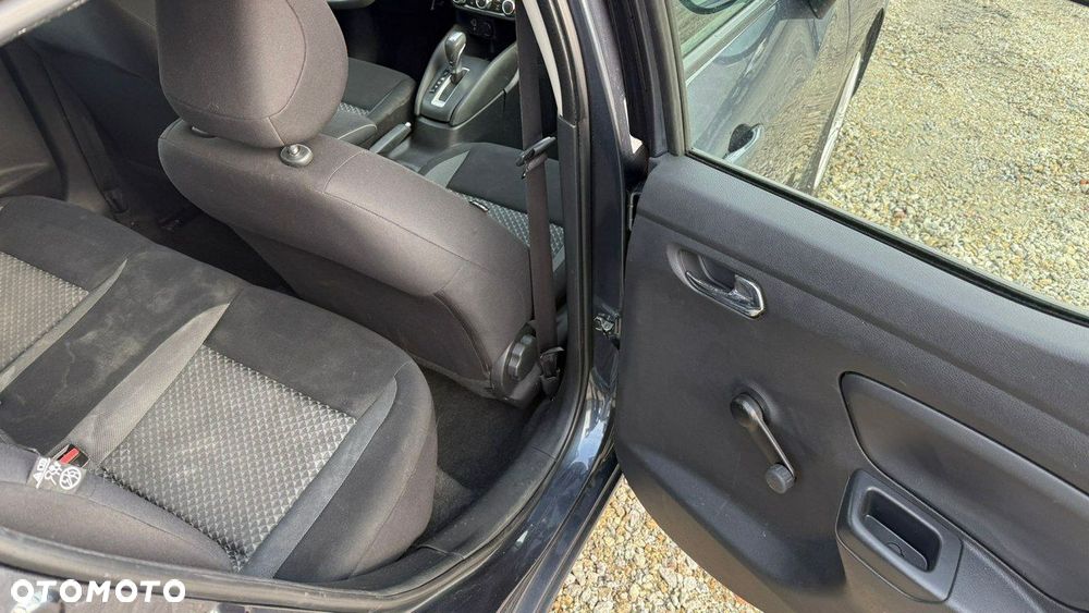 Nissan Micra - 14