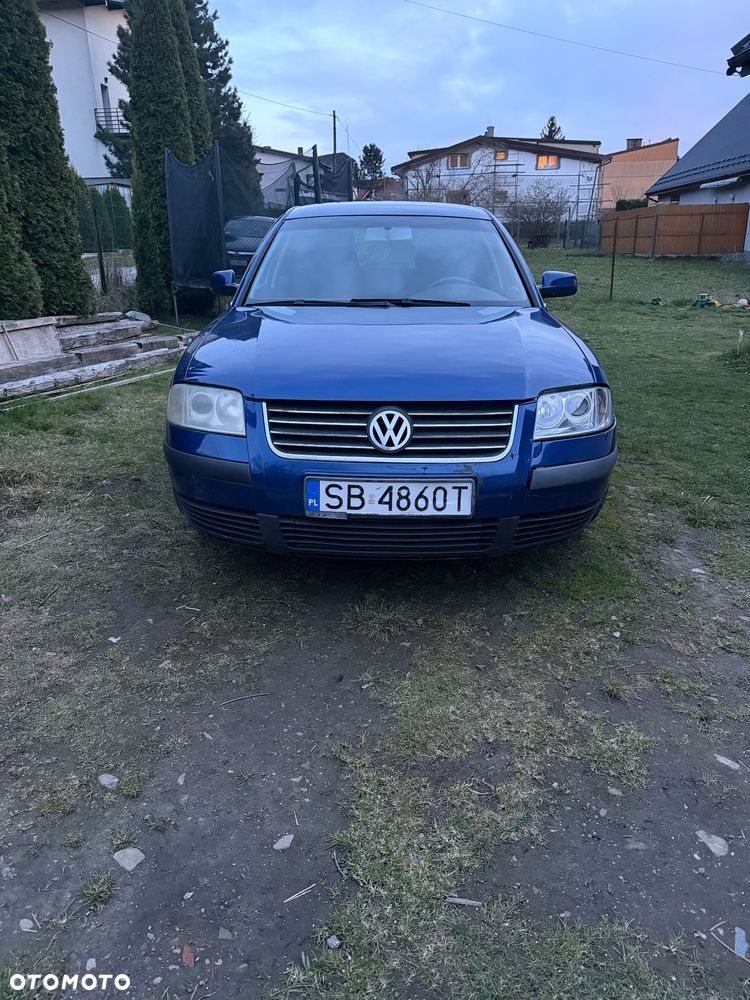 Volkswagen Passat 1.6 - 1