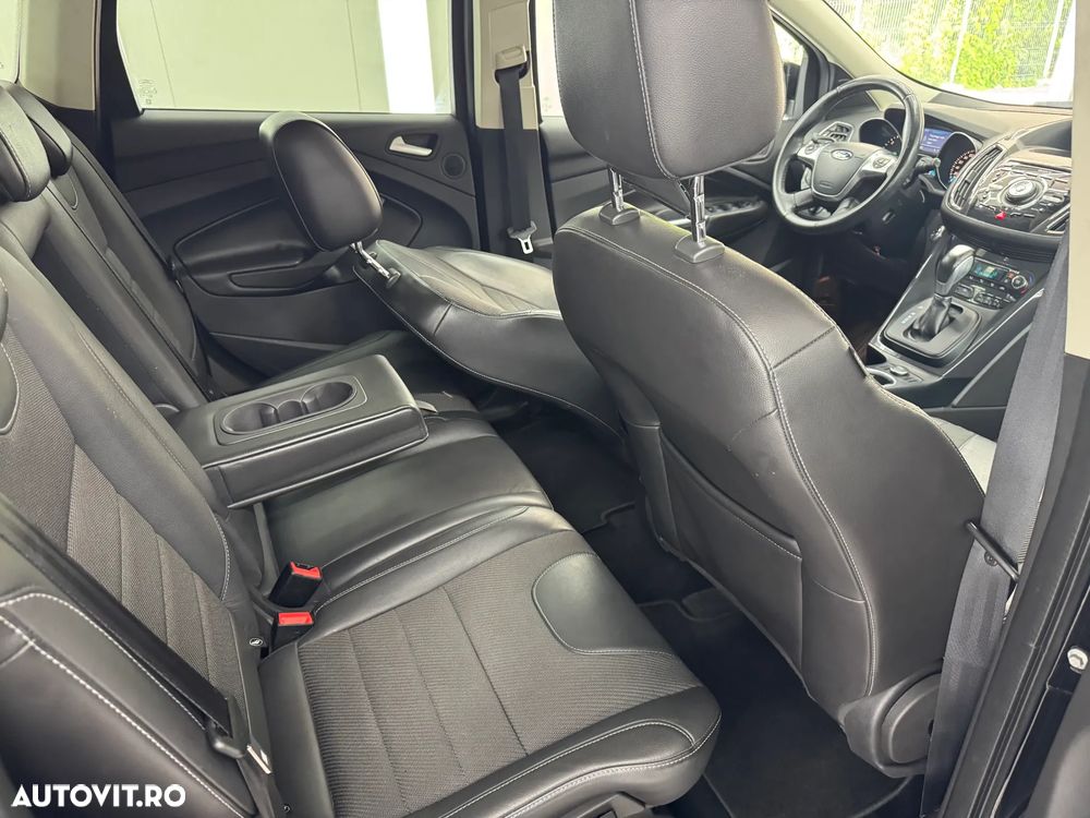 Ford Kuga 2.0 TDCi 4WD Powershift Titanium - 5