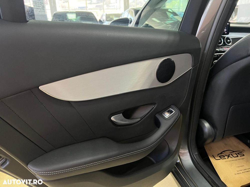 Mercedes-Benz GLC 220 d 4MATIC 9G-TRONIC AMG Line - 19