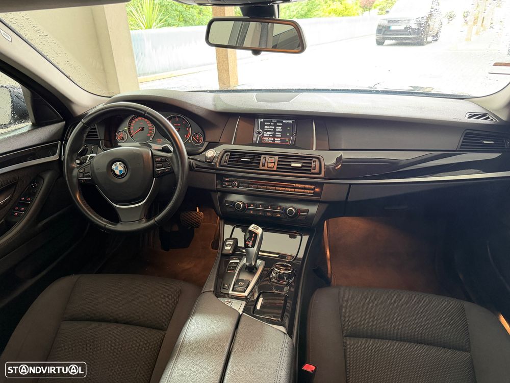 BMW 520 d Line Luxury Auto - 23
