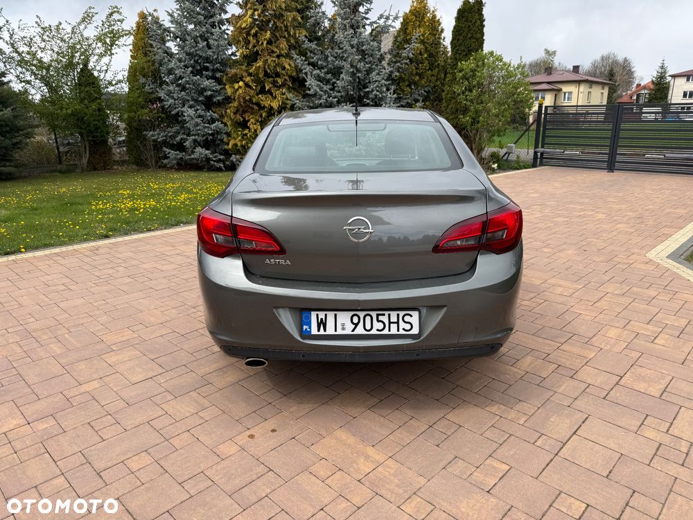 Opel Astra 1.4 T EU6 - 7