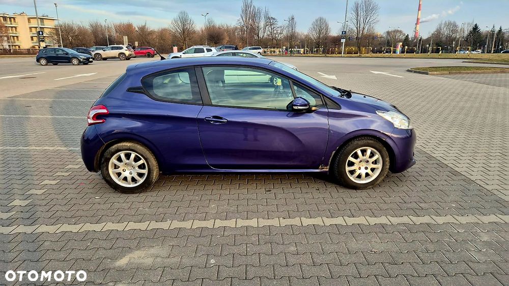 Peugeot 208 e-HDi 92 Stop&Start Active - 13